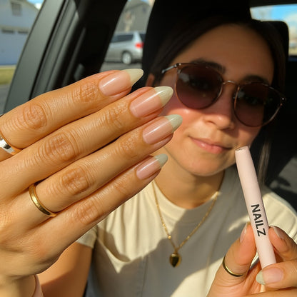 Stylo de croissance des ongles aux cellules souches